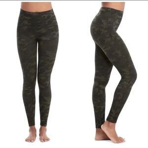 SPANX Seamless Camo High Waist Leggings S